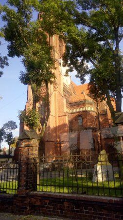 Igreja dos Santos Apóstolos Pedro e Paulo